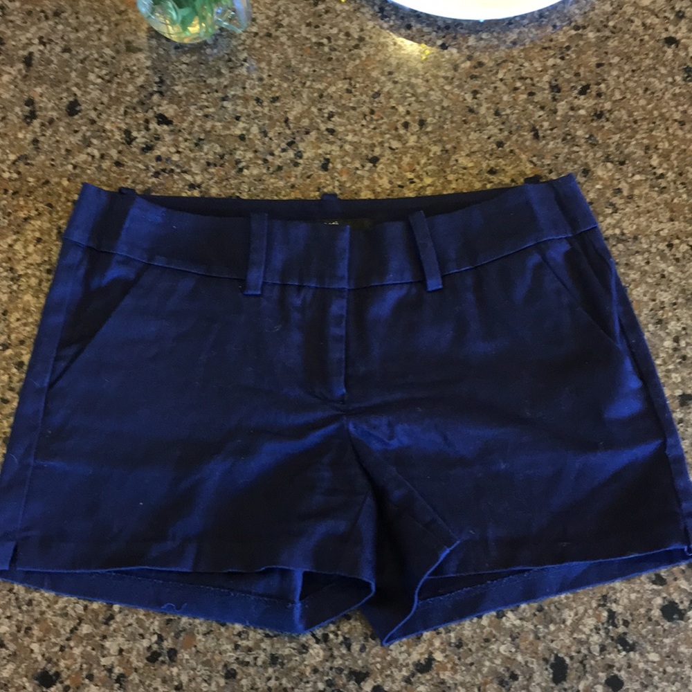 Women’s/Juniors Dress Shorts!